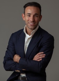 Sezer is the Founder and CEO of Vector Capital Group. He brings extensive experience on both the buy and sell-side, beginning his career in the City of London in 1999 on the London International Futures and Options Exchange (LIFFE). He has had the privilege of working with some of the largest investment banks and also traded alongside highly revered portfolio managers and prop traders. He has won a number of awards as entrepreneur and for business growth. Sezer has a clear passion for financial markets and is a champion for future tech and ethics within financial services. In his spare time he has a real love for supporting those less fortunate including volunteering at a homeless day centre for over 10 years, being a volunteer rescue dog walker and sponsoring/mentoring teenagers from underprivileged backgrounds. Sezer is the Founder and CEO of Vector Capital Group. He brings extensive experience on both the buy and sell-side, beginning his career in the City of London in 1999 on the London International Futures and Options Exchange (LIFFE). He has had the privilege of working with some of the largest investment banks and also traded alongside highly revered portfolio managers and prop traders. He has won a number of awards as entrepreneur and for business growth. Sezer has a clear passion for financial markets and is a champion for future tech and ethics within financial services. In his spare time he has a real love for supporting those less fortunate including volunteering at a homeless day centre for over 10 years, being a volunteer rescue dog walker and sponsoring/mentoring teenagers from underprivileged backgrounds.
